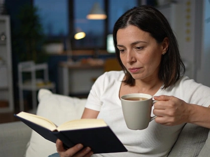 An After-Dinner Ritual May Help Quiet Late-Night Cravings Shake Nutrition