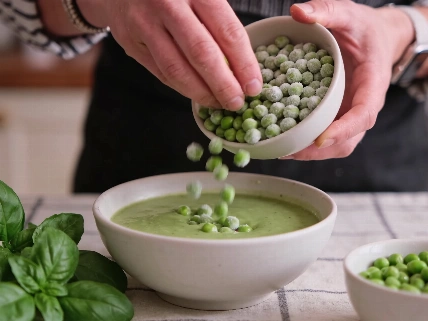 Bobby Flay Chooses Frozen Peas 90% of the Time Shake Nutrition