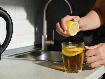 Daily lemon water: What really happens, what the label says, and what the science shows Shake Nutrition