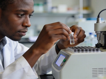 Africa's First 18 Isotope-Trained Nutrition Specialists Graduate Shake Nutrition
